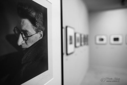 Výstava fotografa Jaromíra Funke, kurátorem je Vladimír Birgus, výstavní síň Leica Gallery Praha