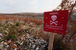 Balkánský fotocestopis minové pole