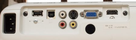 projektor EPSON EB-X18 zadní panel připojení